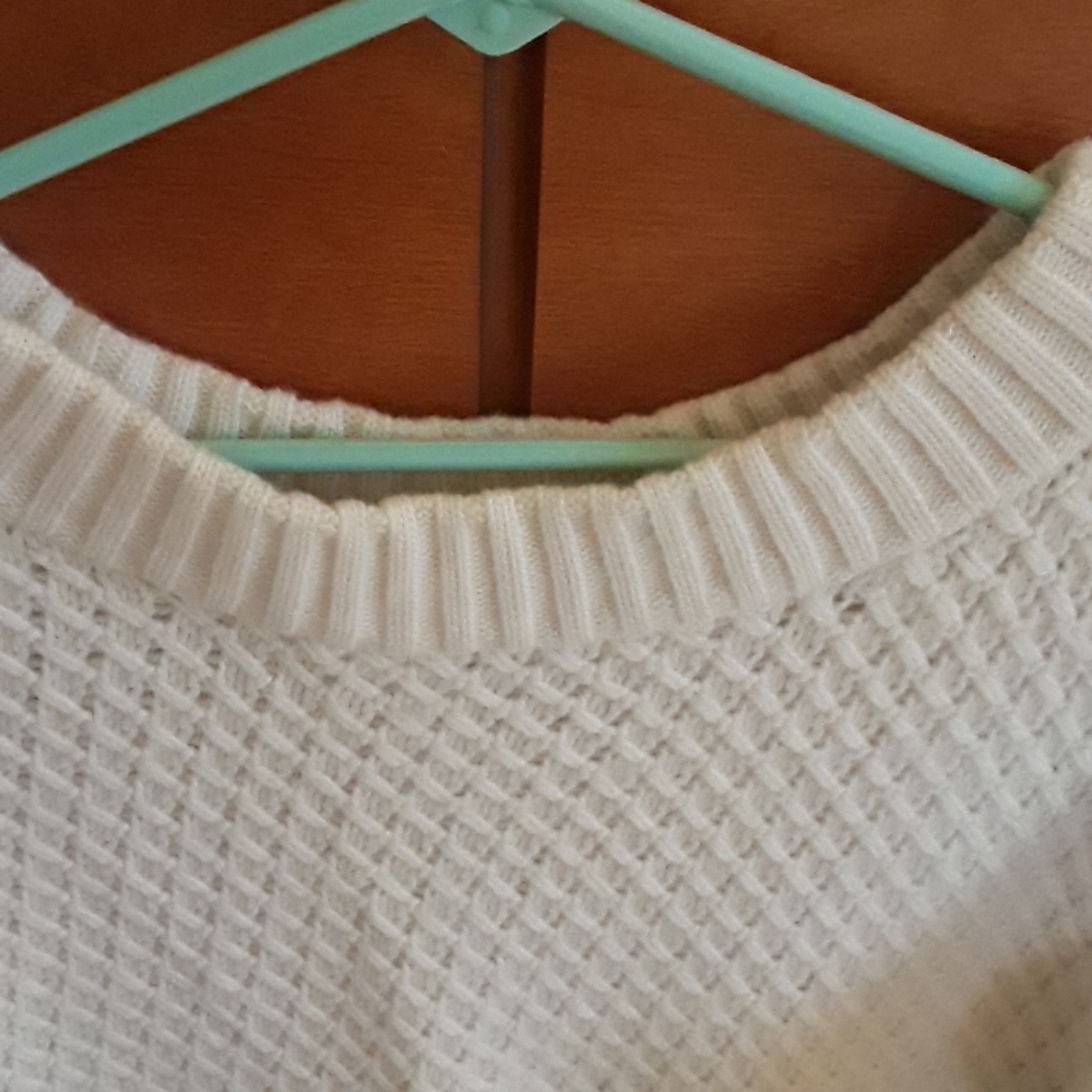 Sweater - Picture 2 of 4